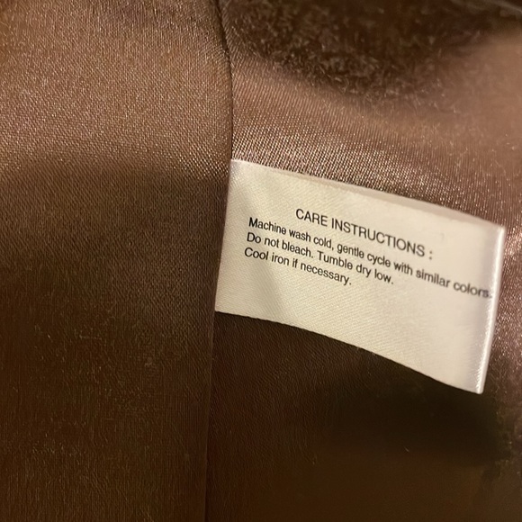 Portrait hooded trench coat - Picture 8 of 9